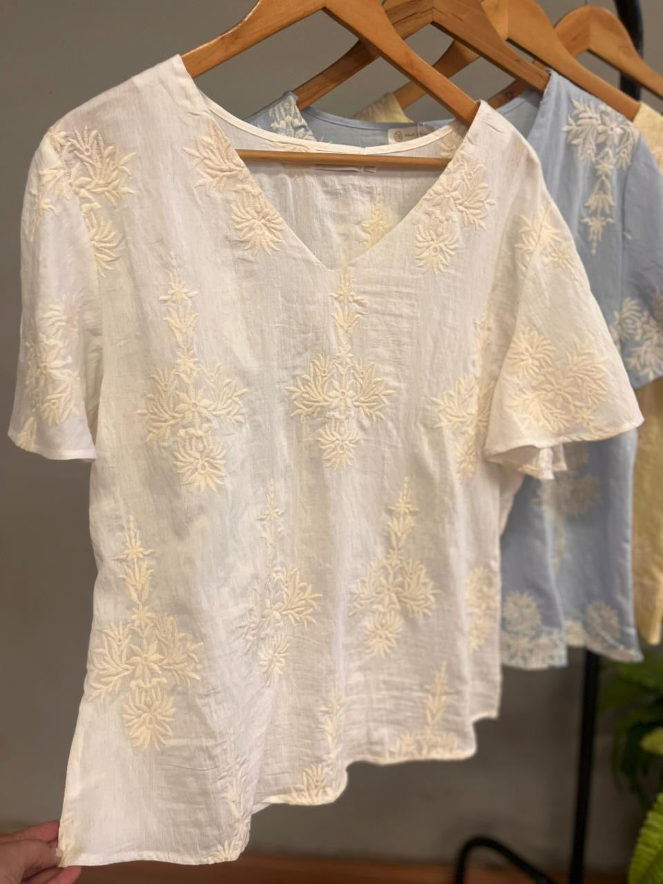 Blusa Decote V Plus Size 5733. (2-H)