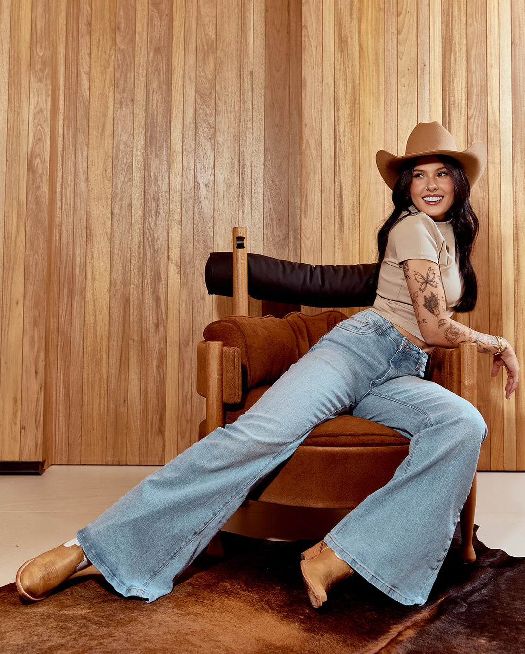 Calça Jeans Maxi Flare | Ana Castela 25105 (4H)