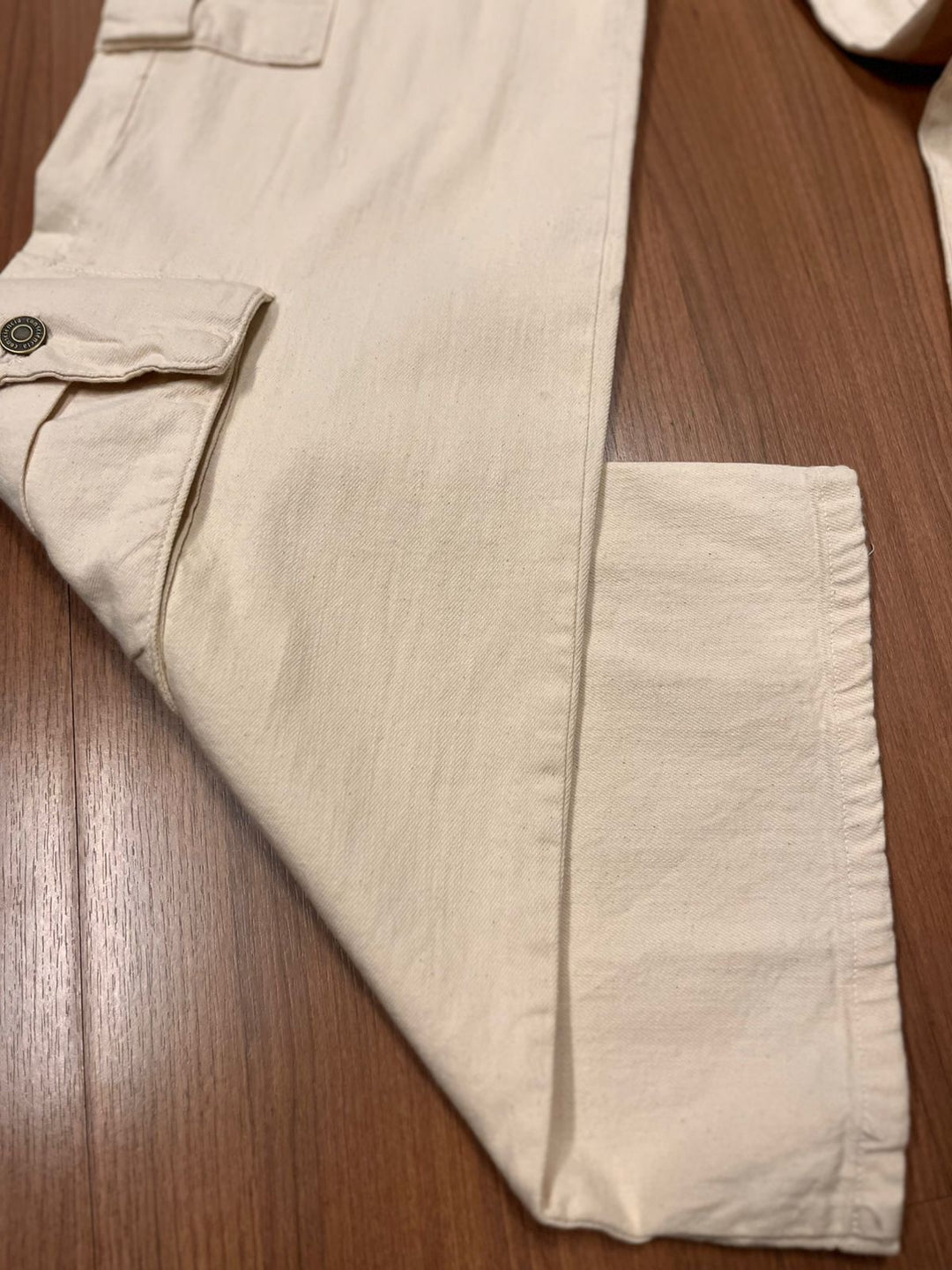 Calça Jeans Wide Leg Cargo 24757. 4(C)