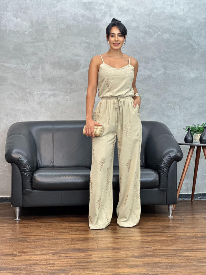 Calça Bordada Folhagem 23082. (4-H)