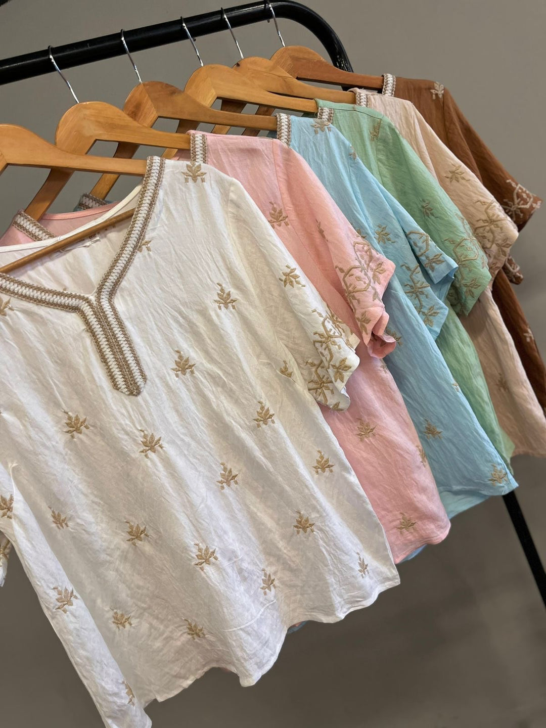 Blusa Gola Crochê Plus 33605. (2-G)