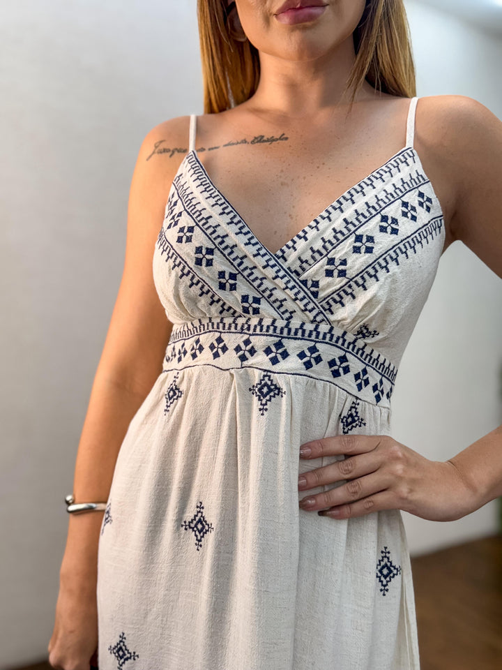 Vestido Linho Bordado 22028