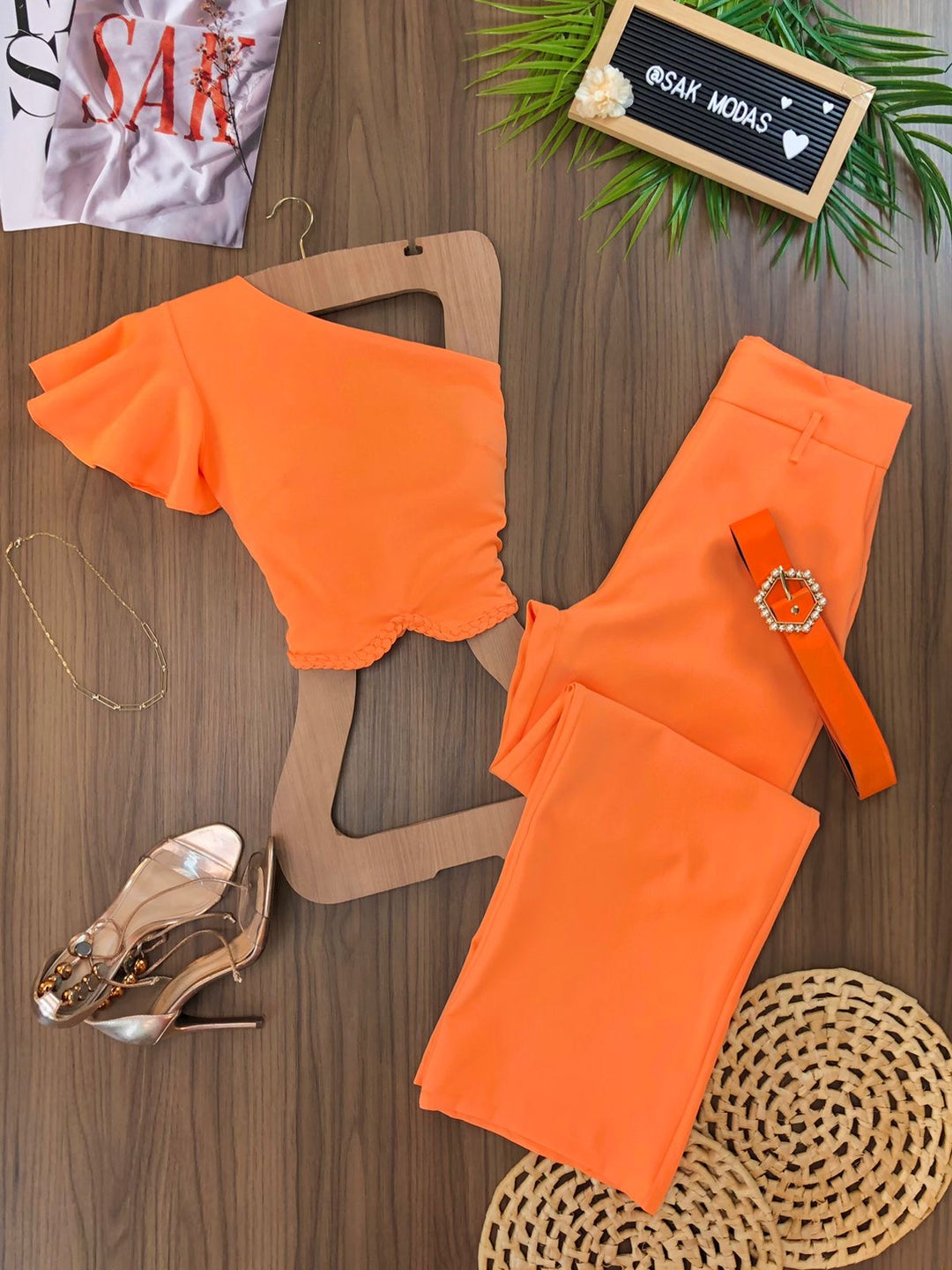 Conj. Cropped Detalhe Trançado e Calça Pantalona 0783