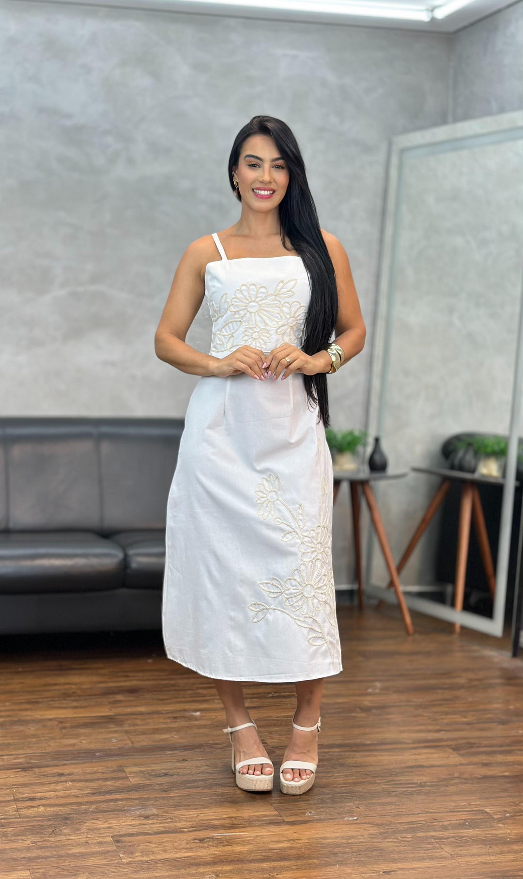 Vestido Midi Bordado X068 (3A)