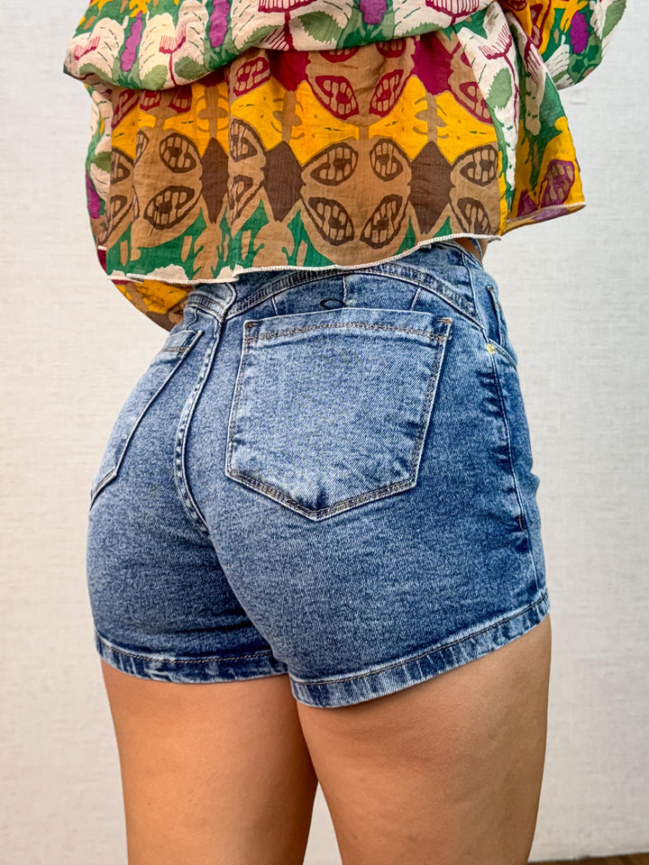 Short Jeans Mom Cinto 24223. (6-K)