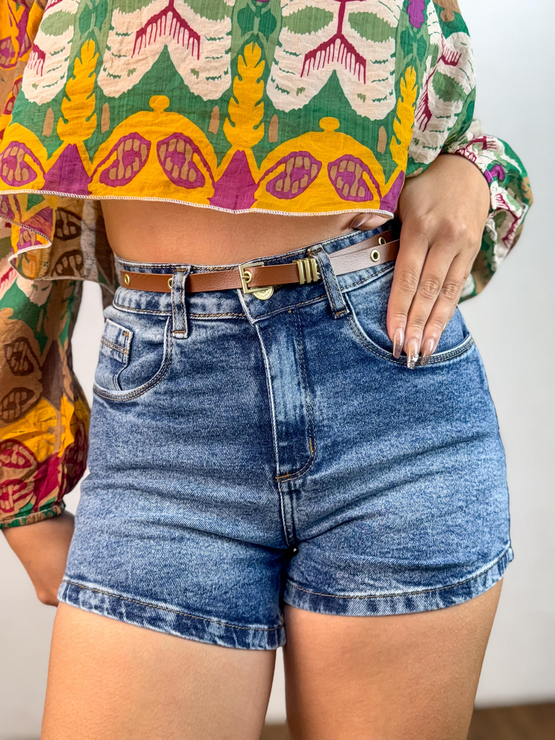 Short Jeans Mom Cinto 24223. (6-K)