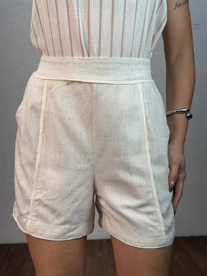 Short Linho Nervura 990166. (6-J)