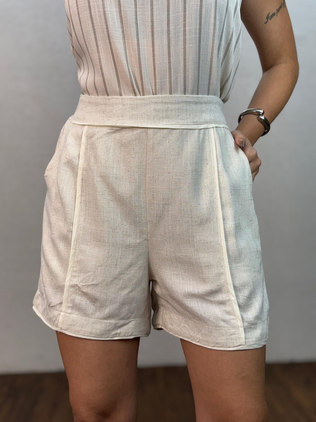 Short Linho Nervura 990166. (6-J)