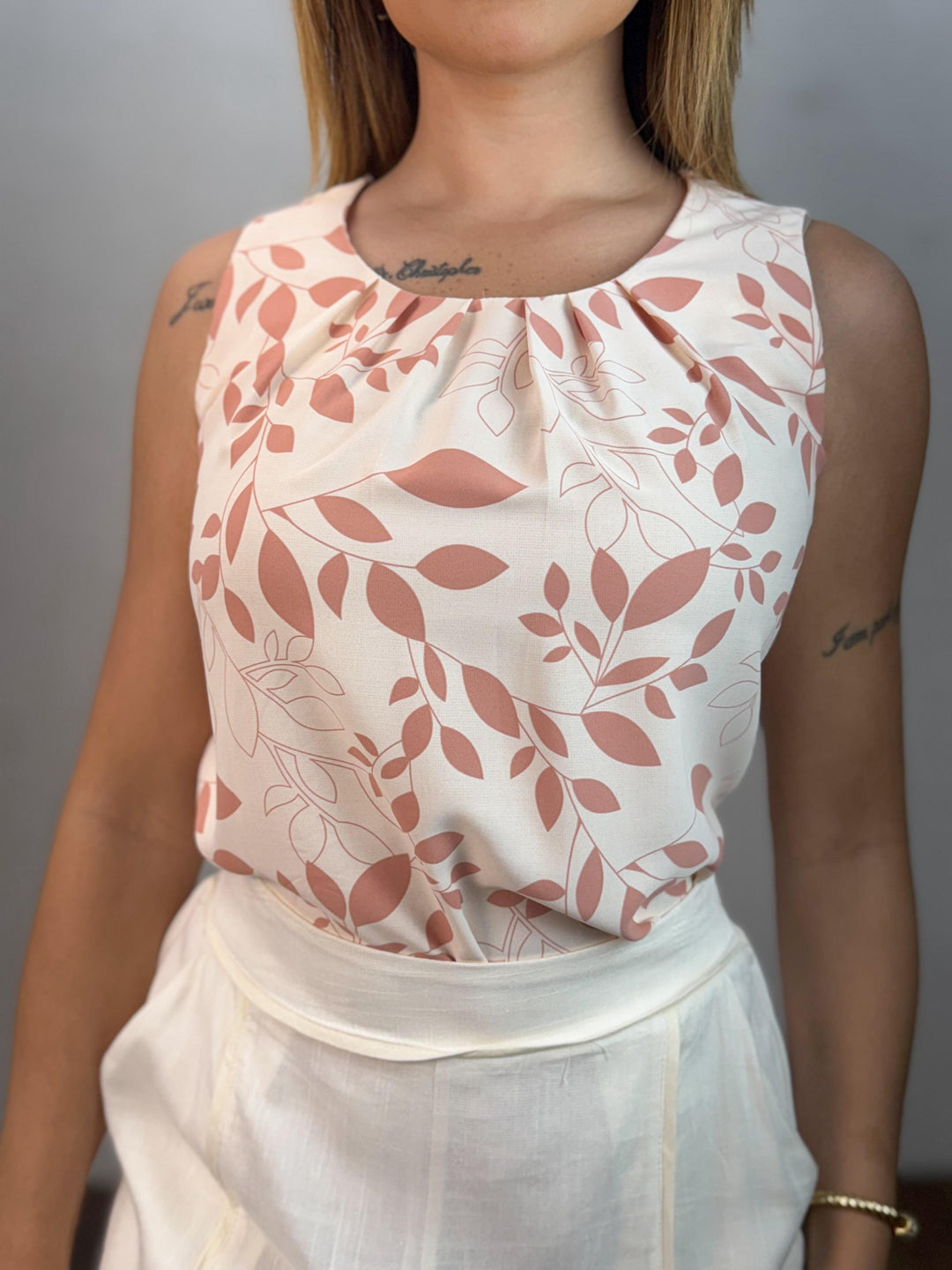 Blusa Estampa Folhagem  99199. (1-I)