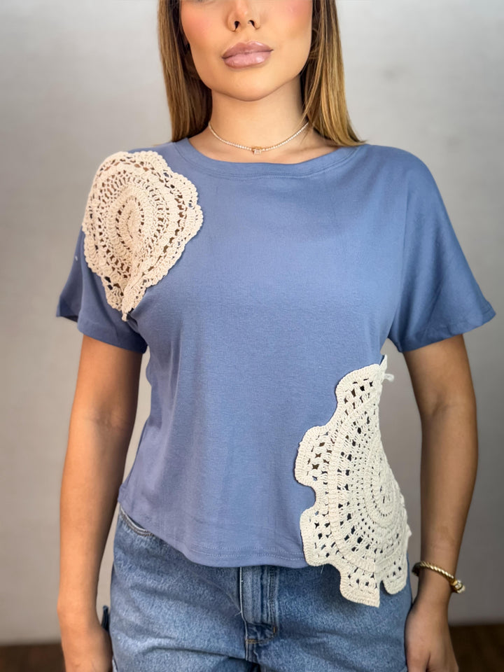 Blusa Detalhe Crochê 1143. (2-D)