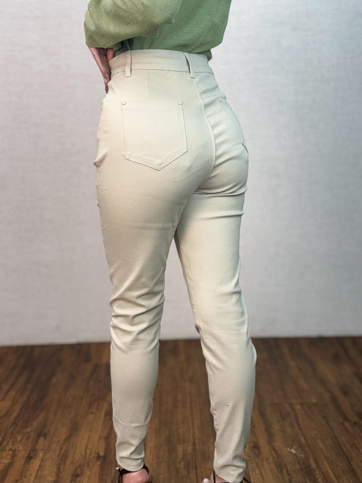 Calça Skinny Sarja 5235. (4-D)