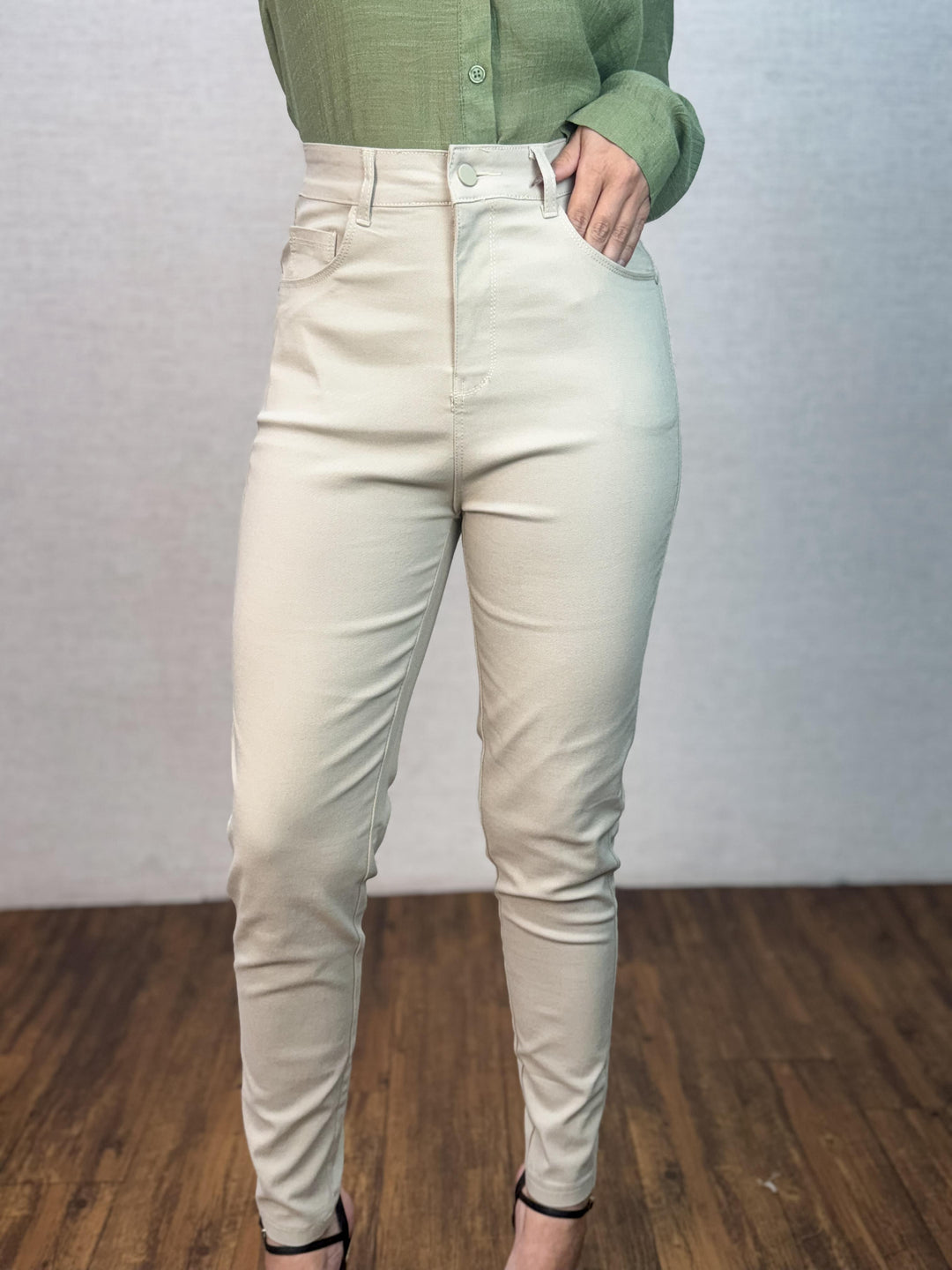 Calça Skinny Sarja 5235. (4-D)