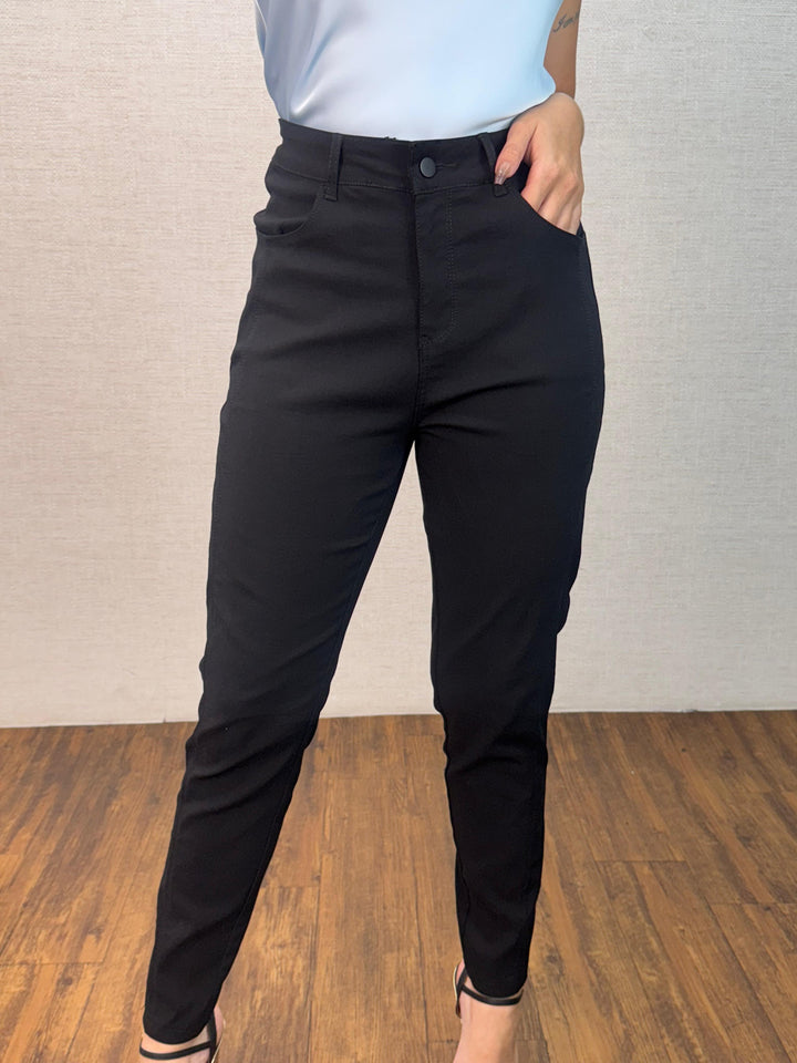 Calça Sarja Recorte Lateral 5233. (4-E)