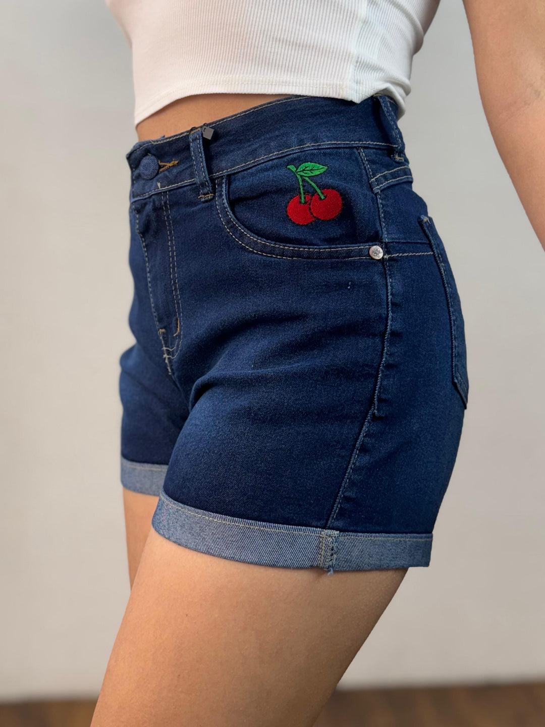 Short Jeans Bordado Cereja 7761/1003 B. (6-J)