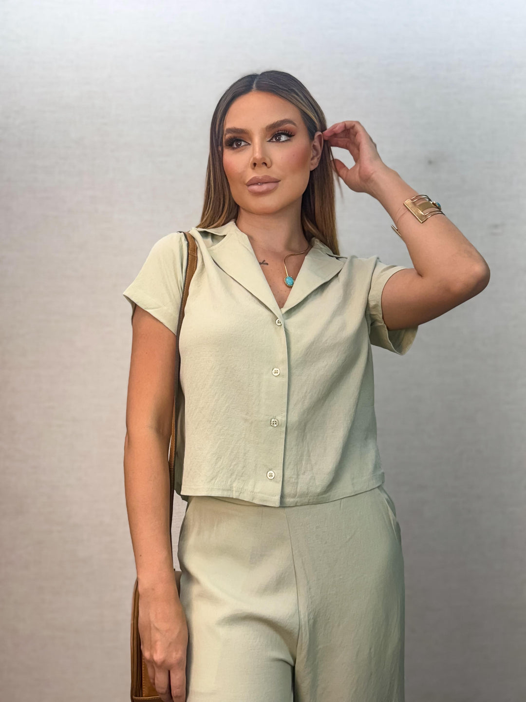 Camisa Cropped Manga Curta 26001. (1-J)