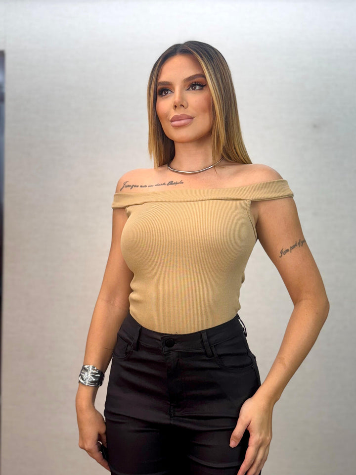 Blusa Ombro a Ombro 26051. (1-J)