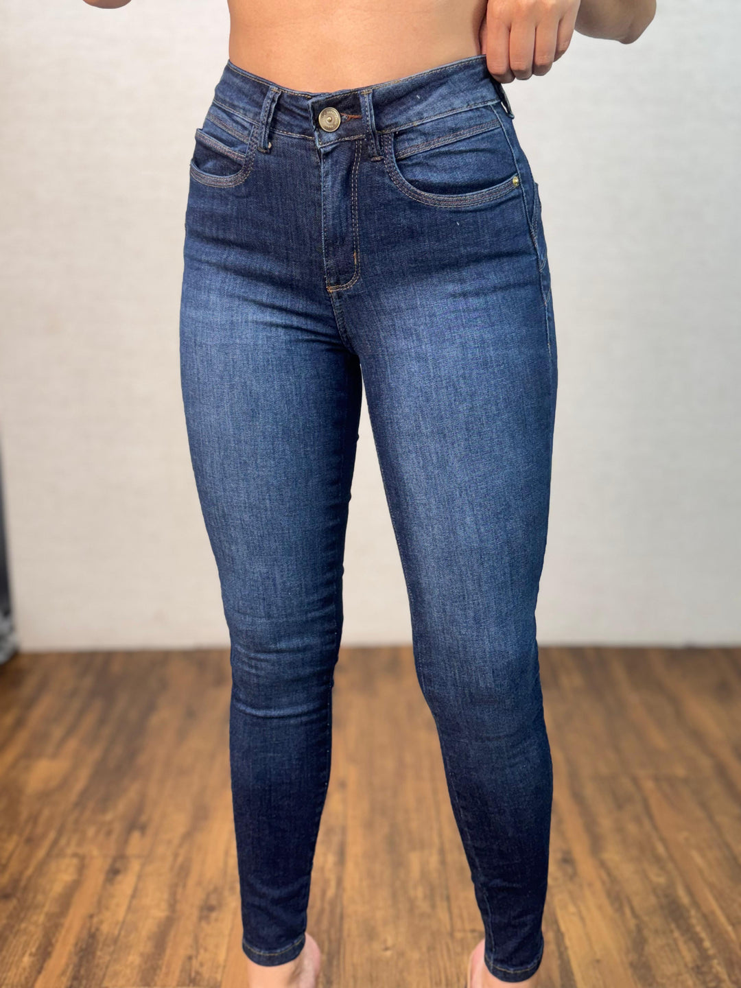 Calça Jeans Skinny Inter 24911. (4-G)