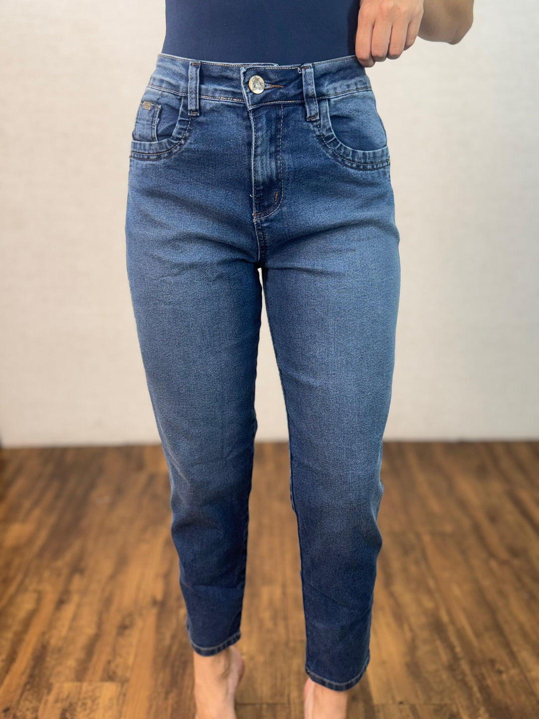 Calça Jeans Mom Basic 7985/1015 AB. (4-I)