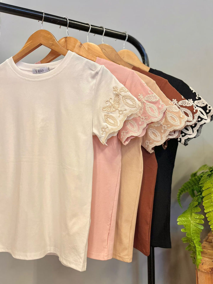 Blusa Manga Bordada Ondinhas 1009  ( 1-D )
