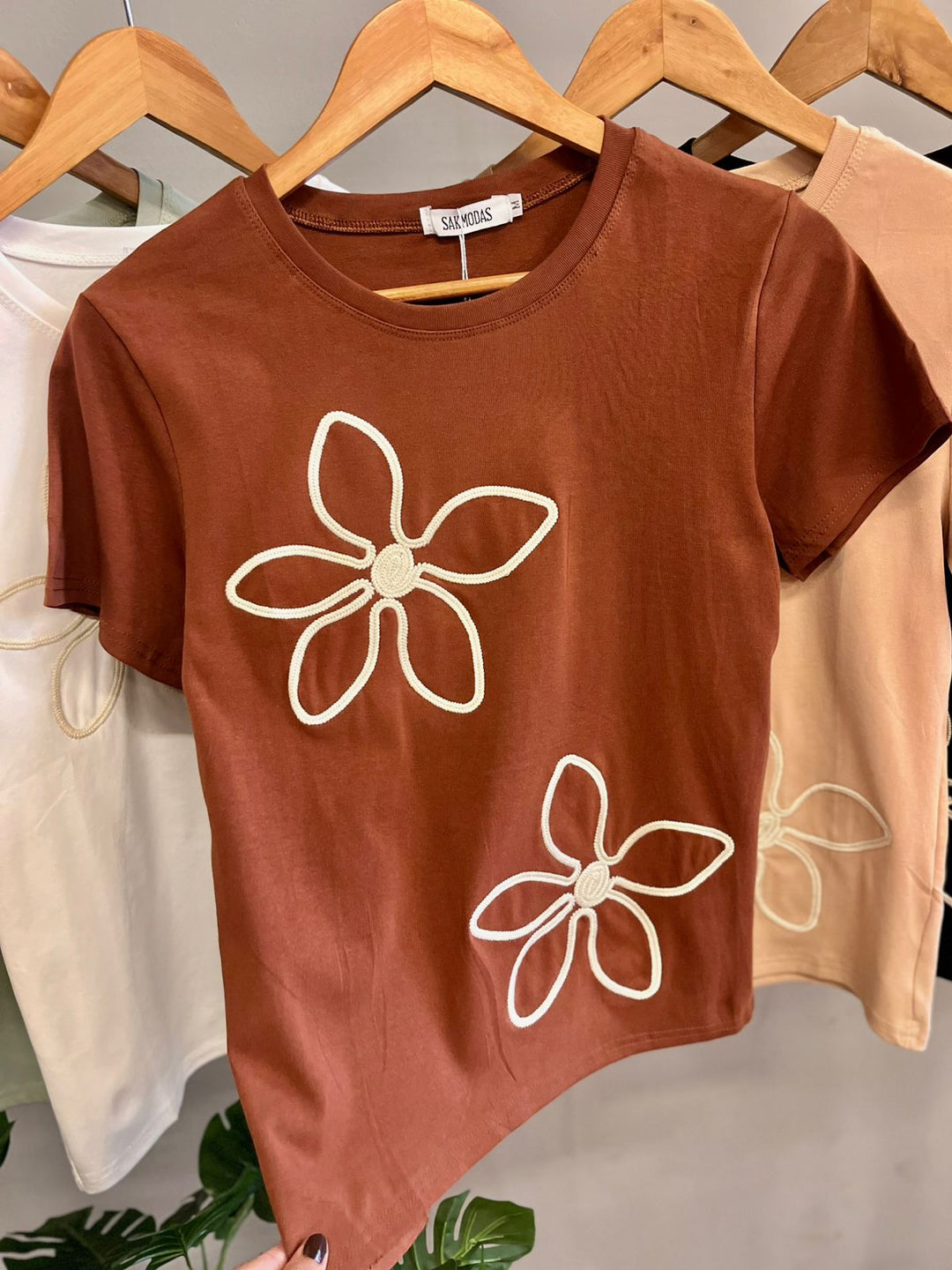 Blusa Bordada Lírio 1013  ( 1-B )