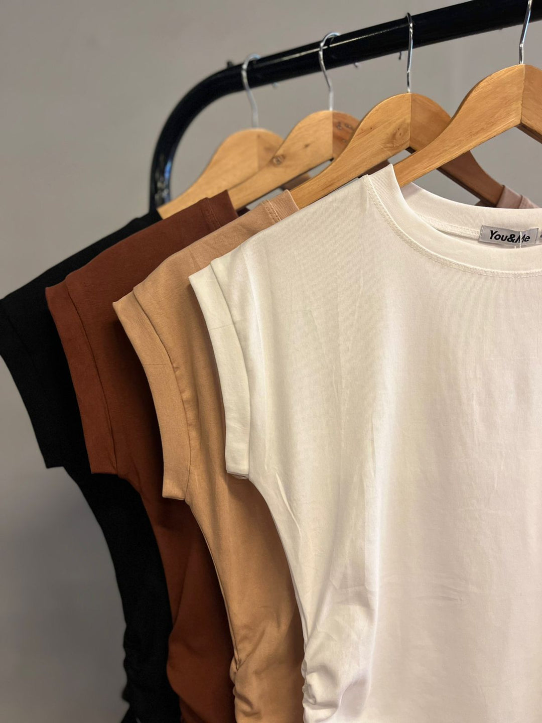 Blusa Básica Detalhe Lateral X173  ( 1-D )