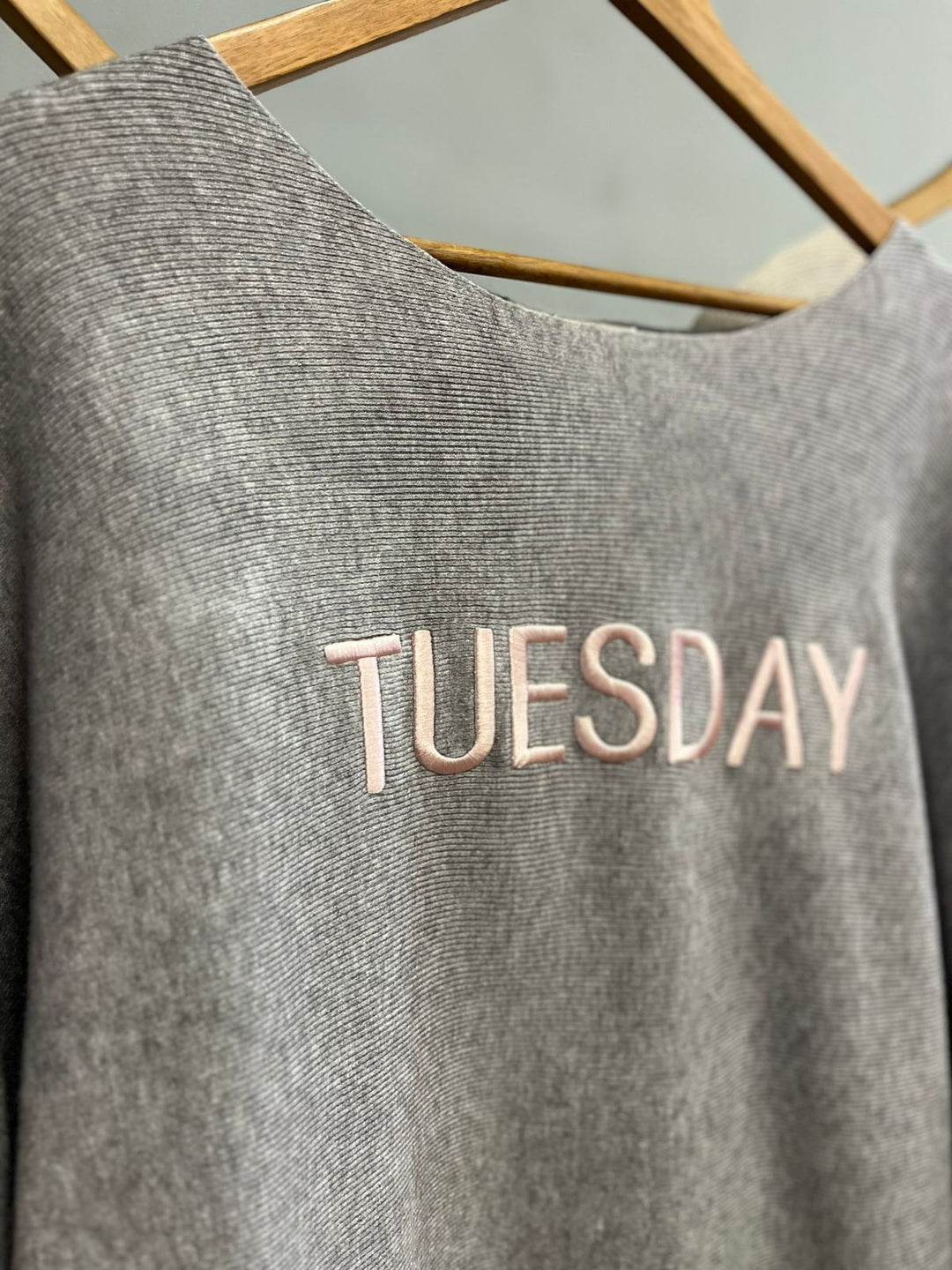 Blusa Soft Weekday R954  ( 14-K )