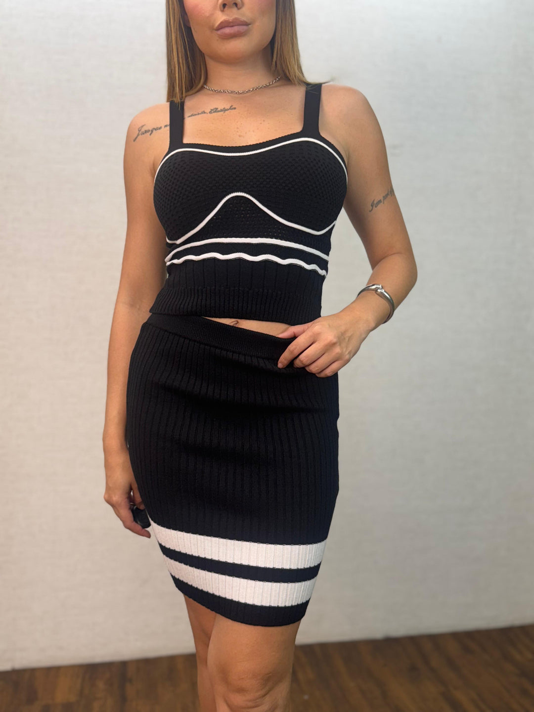 Conjunto Regata Modal Detalhe Busto e Saia XL050