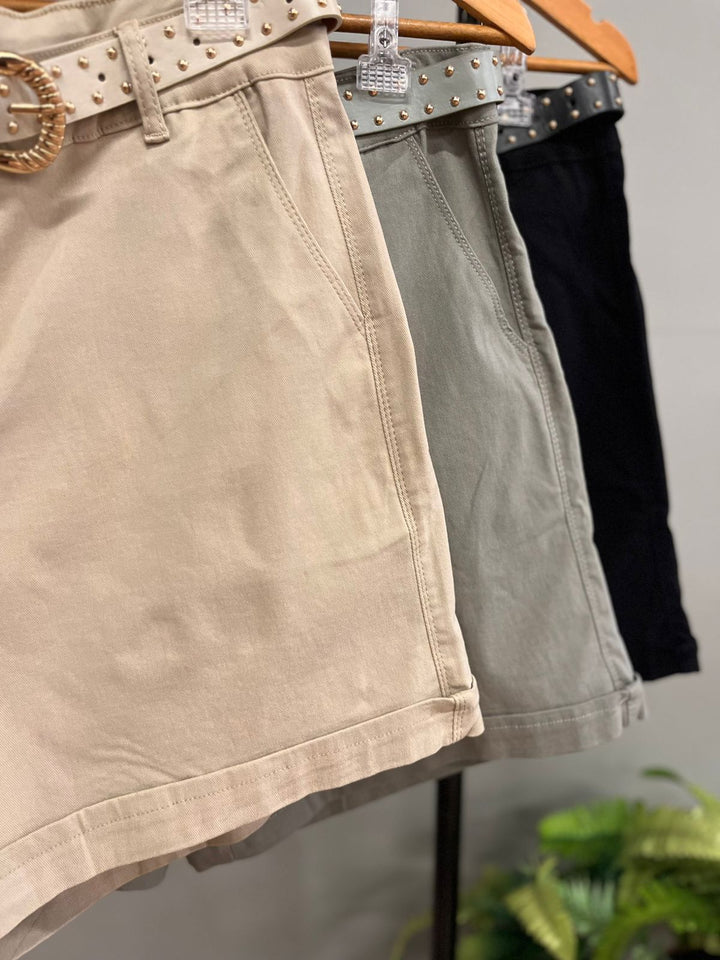 Short Plus Size Barra Dobrada X782. (6-H)